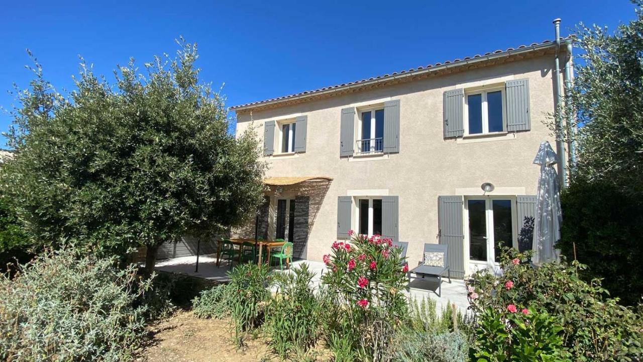 Villa Spacieuse Avec Terrasse Et Vue Mont Ventoux Entrechaux エクステリア 写真